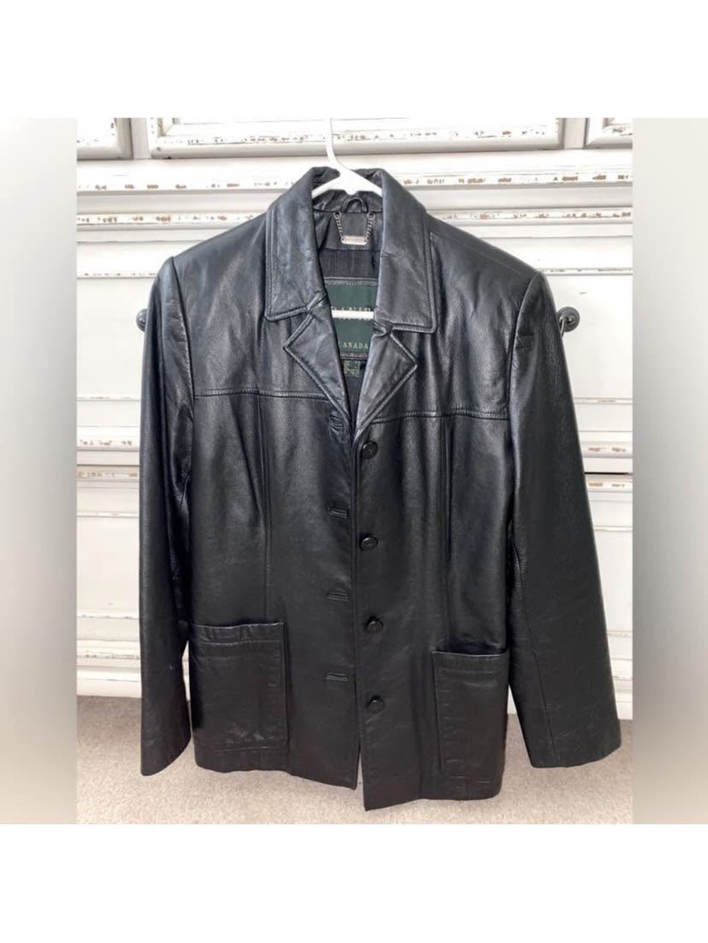 Vintage 90s Style Danier genuine leather black blazer (size 4-6, S-M)